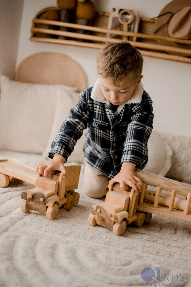 QToys Australia  FLAT BACK TRUCK